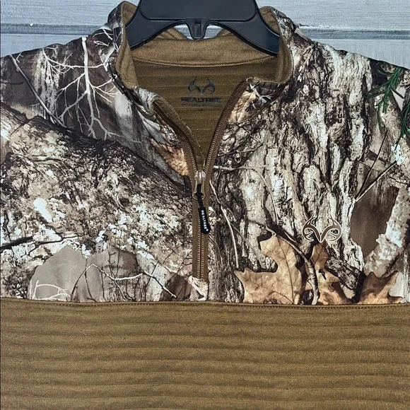 Men’s Realtree Camouflage and Brown Soft Quarter Zip Soft Warm Shirt size Large - Picture 5 of 8